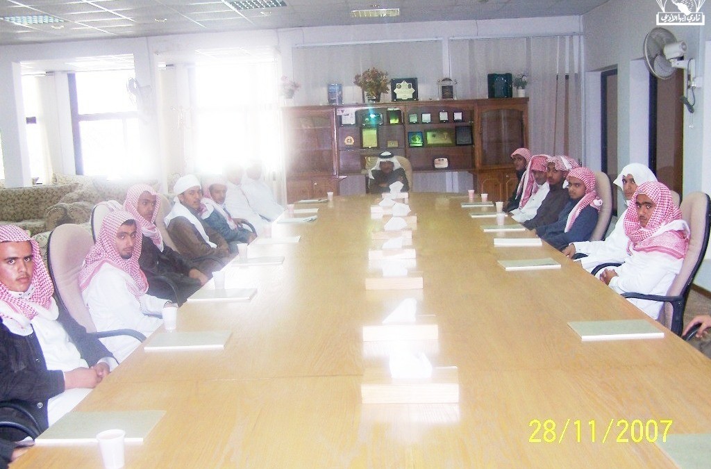 زيارة طلاب مدرسة صقر قريش 18-11-1428