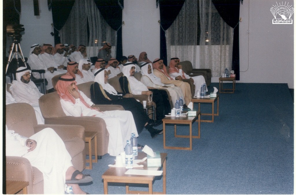 أمسية شعرية : يحي توفيق حسن – علي الحسن الحفظي .