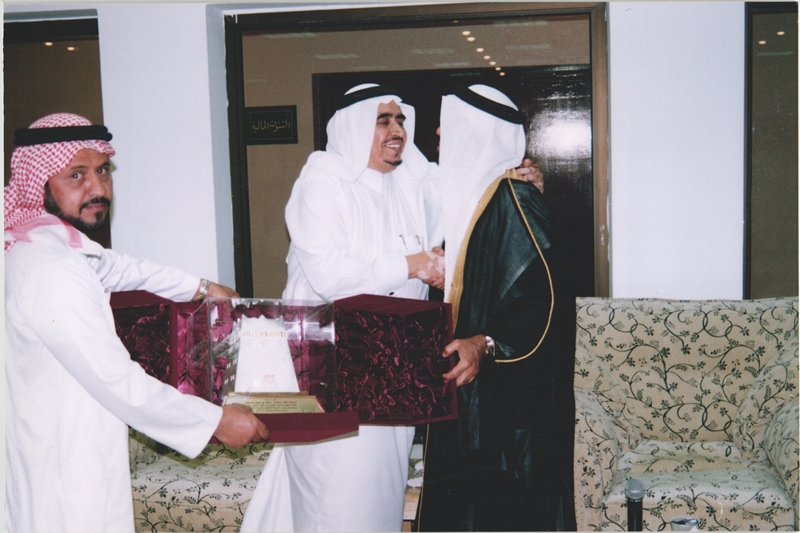 من المسامرات : مسامرة مع الناشط اللواء سعيد أبو ملحة …
