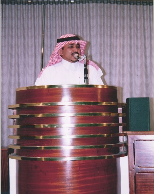 الملتقى الشبابي الثاني في أبها – إدارة الأديب / أحمد بن إبراهيم مطاعن ..