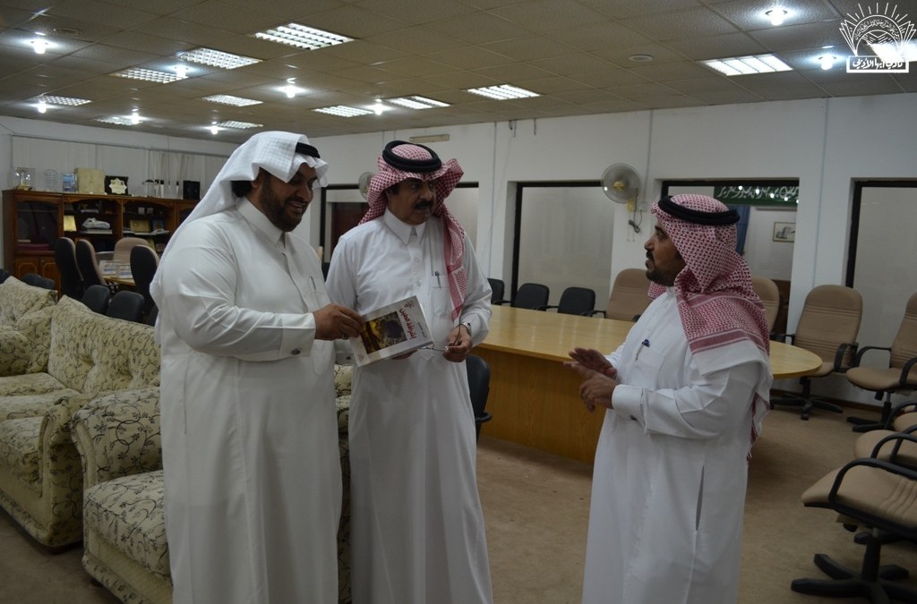 تدشين بعض إصدارات النادي – &nbsp;رمضان 1436 هـ :