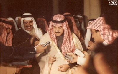 نائب أمير منطقة عسير الأمير / فيصل بن بندر في افتتاح أحد معارض الكتب في النادي …