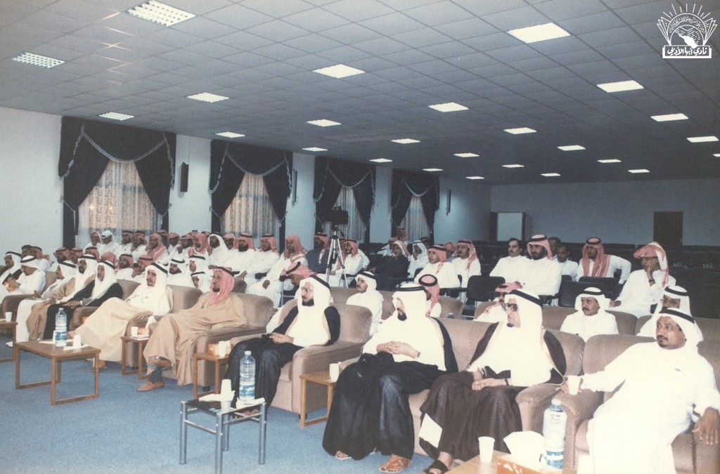 الجانب الخلقي في شعر الصعاليك : د. ظافر بن عبد الله الشهري …