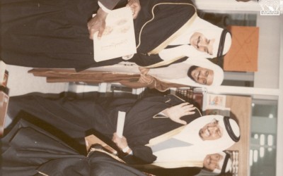 أحد معارض الكتب التي أقامها النادي .. افتتحه أمير المنطقة / خالد الفيصل ونائبه المير / فيصل بن بندر ….