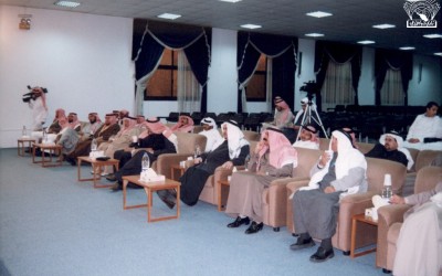 من الملتقى الخامس للشعر والقصة