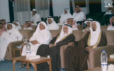دور الإذاعة والتلفزيون في إثراء الحركة الثقافية ، من اللقاءات الثقافية الشهرية .