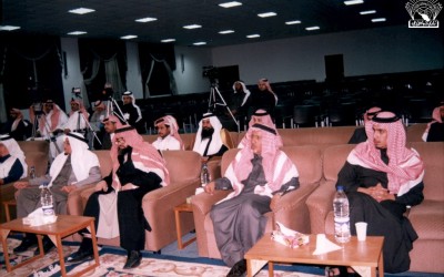 من محاضرة حول الانتخابات البلدية : – د. محمد آل زلفة – حمدان العصيمي – حسن جدعان الشهري .
