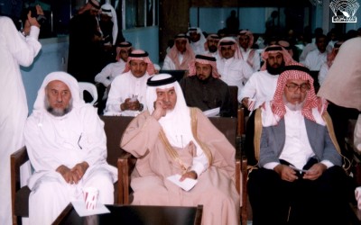 وهنا صور من أمسية شعرية أقيمت في محافظة أحد رفيدة .. بالتزامن أنشطة وتكريم النادي رواده ومبدعي المنطقة .