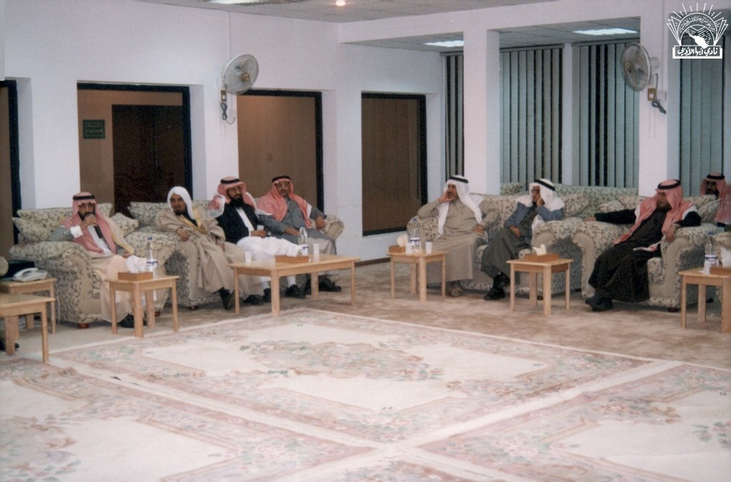 من مسامرة الأستاذ / عبد الخالق بن سليمان الحفظي مدير تعليم رجال المع في النادي .