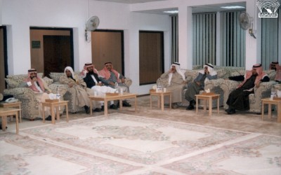 من مسامرة الأستاذ / عبد الخالق بن سليمان الحفظي مدير تعليم رجال المع في النادي .