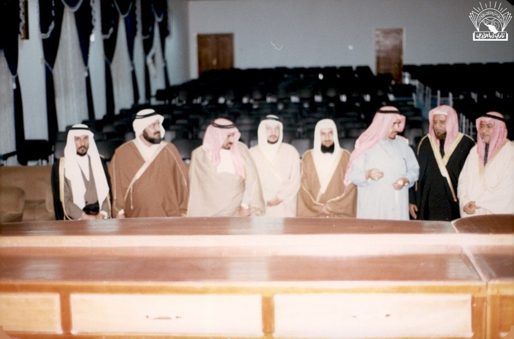 أحد اللقاءات في النادي .