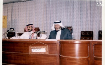 إحدى المحاضرات : أحمد علي آل مريع – إدارة / علي مفرح الثوابي .