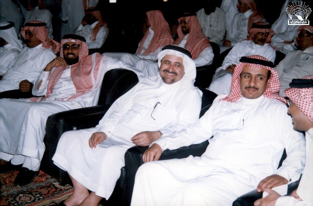 الشاعر / محمد العلي ضيفا على النادي …