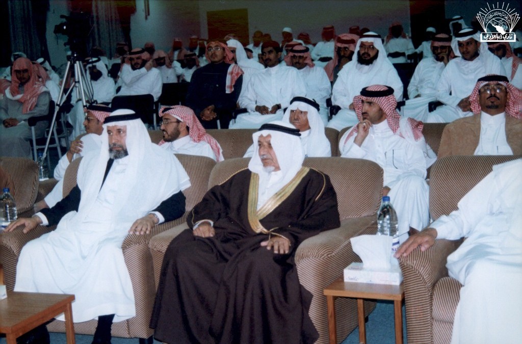 أحد لقاءات النادي المنبرية ..
