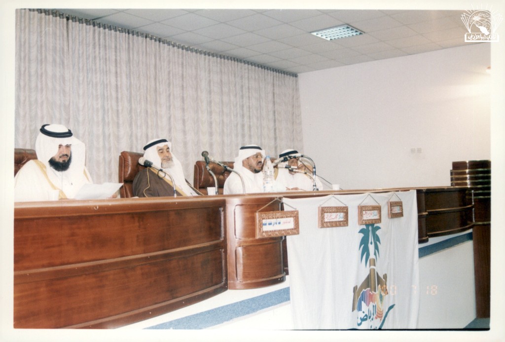 ومن الماسي الشعرية : – أحمد بن إبراهيم مطاعن – حجاب بن يحي الحازمي – د. مطلق شايع – د. عبد الله الحميّد .