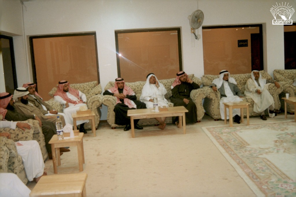مسامرة مع الشيخ / عازب بن مسبل الأحمري .