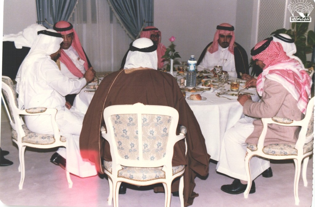 من أحد مؤتمرات الأندية في أبها …