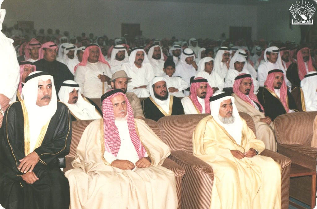 إحدى زيارات الأمير / فيصل بن بندر نائب أمير منطقة عسير ( سابقا)  إلى النادي ..